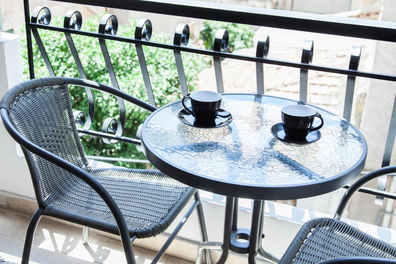 Great Apartment In Piraeus Exterior photo